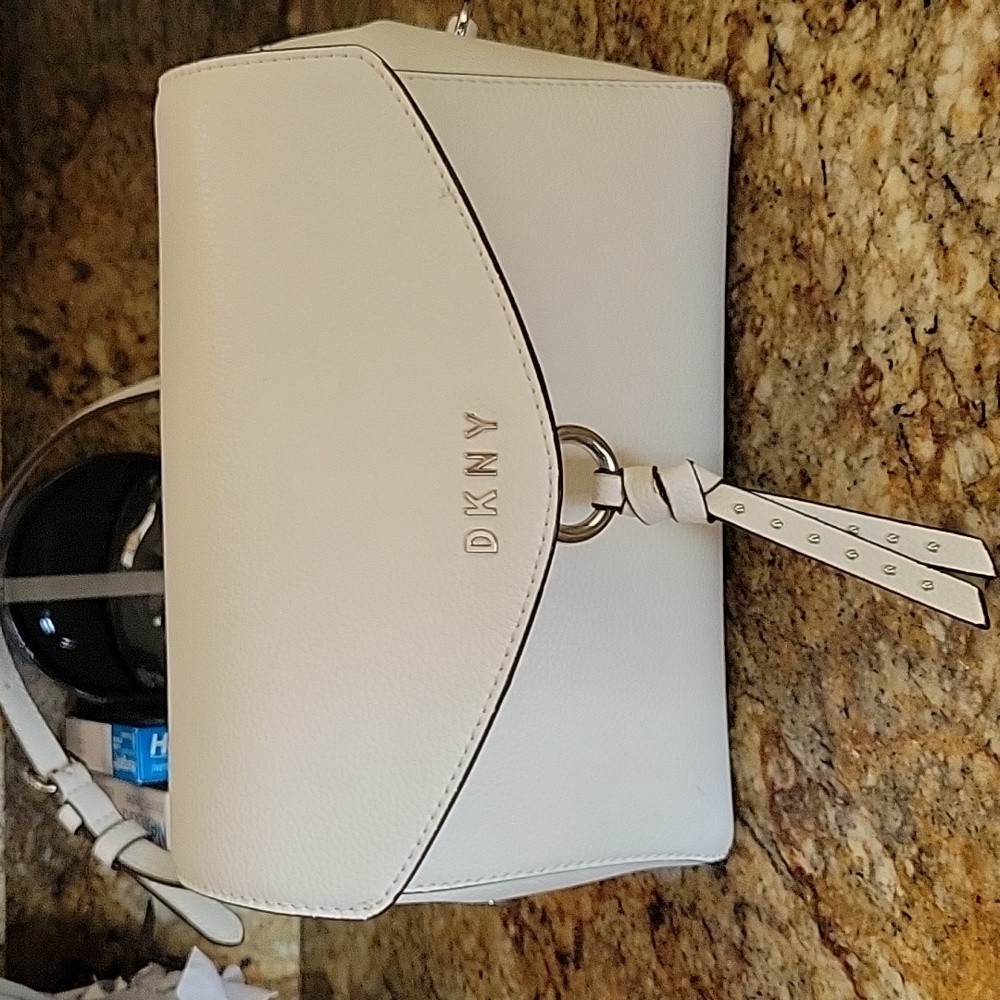 - BRAND NEW DKNY Handbag SALE